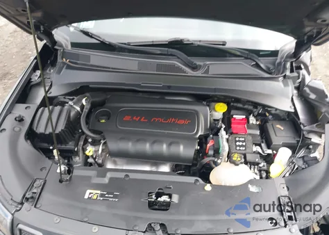 2022 Jeep Compass Trailhawk 4X4 from USA, damaged, VIN 3C4NJDDB0NT135897